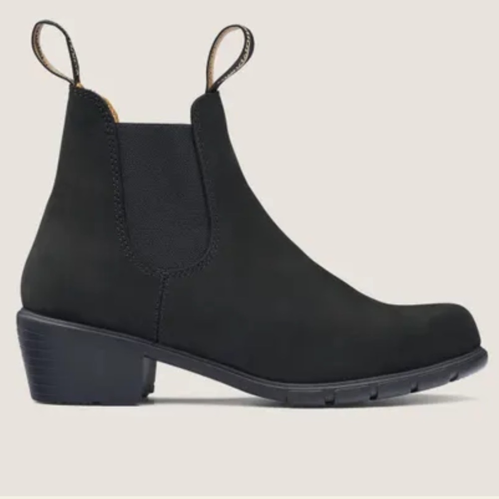 Blundstone Nubuck Leather Heeled Boots